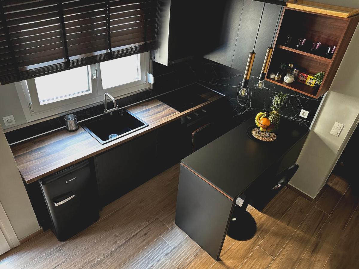 Comfy Den By Cozy Stories Apartment อเล็กซานโดรโพลิส ภายนอก รูปภาพ