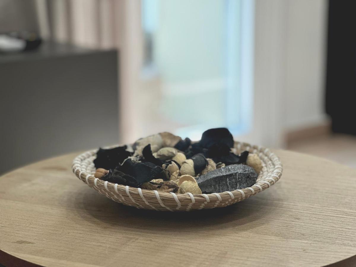 Comfy Den By Cozy Stories Apartment อเล็กซานโดรโพลิส ภายนอก รูปภาพ